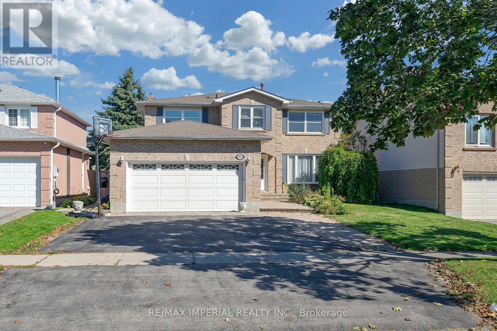 955 SNOWBIRD STREET, Oshawa, Ontario