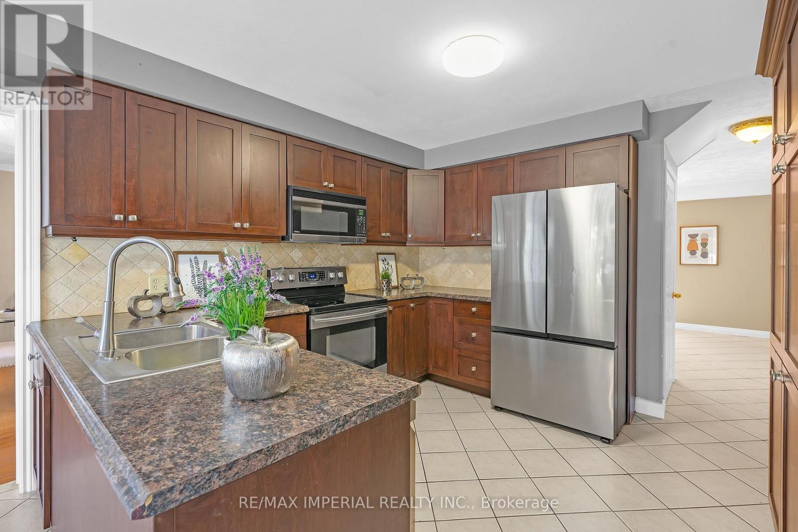 955 Snowbird Street, Oshawa, Ontario  L1J 8J8 - Photo 16 - E12725214