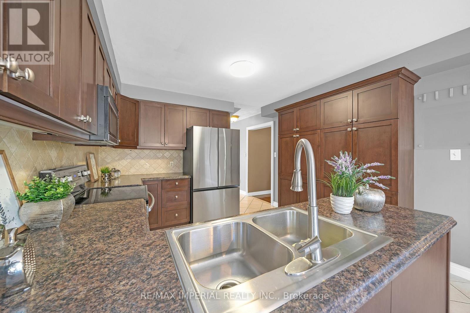 955 Snowbird Street, Oshawa, Ontario  L1J 8J8 - Photo 17 - E12725214