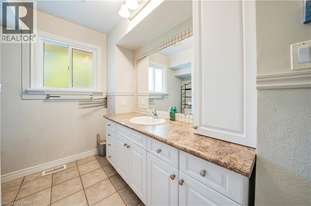 84 Jacobson Avenue, St. Catharines, Ontario  L2T 3A3 - Photo 16 - 40800647