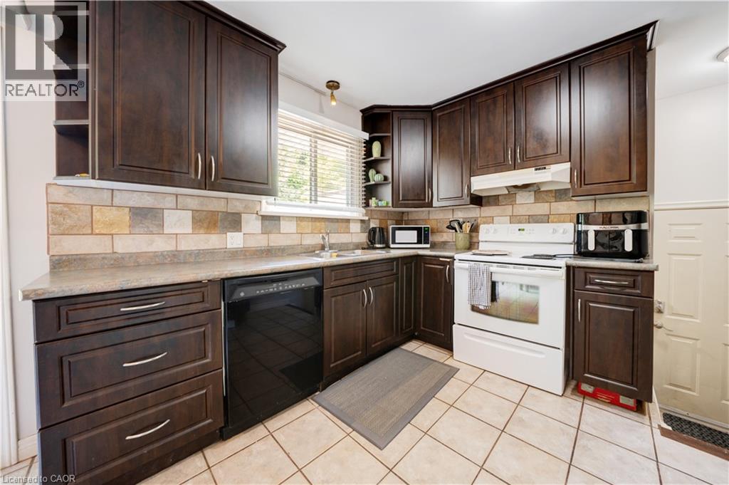 84 Jacobson Avenue, St. Catharines, Ontario  L2T 3A3 - Photo 9 - 40800647