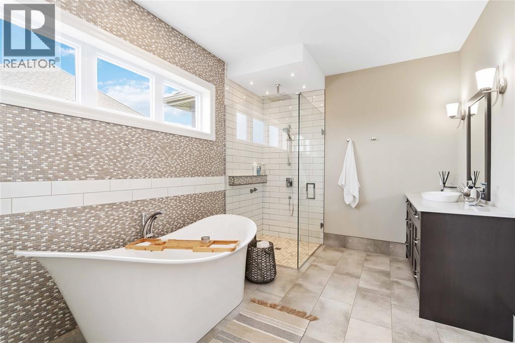 4043 Van Bree Drive, Plympton-Wyoming photo 18