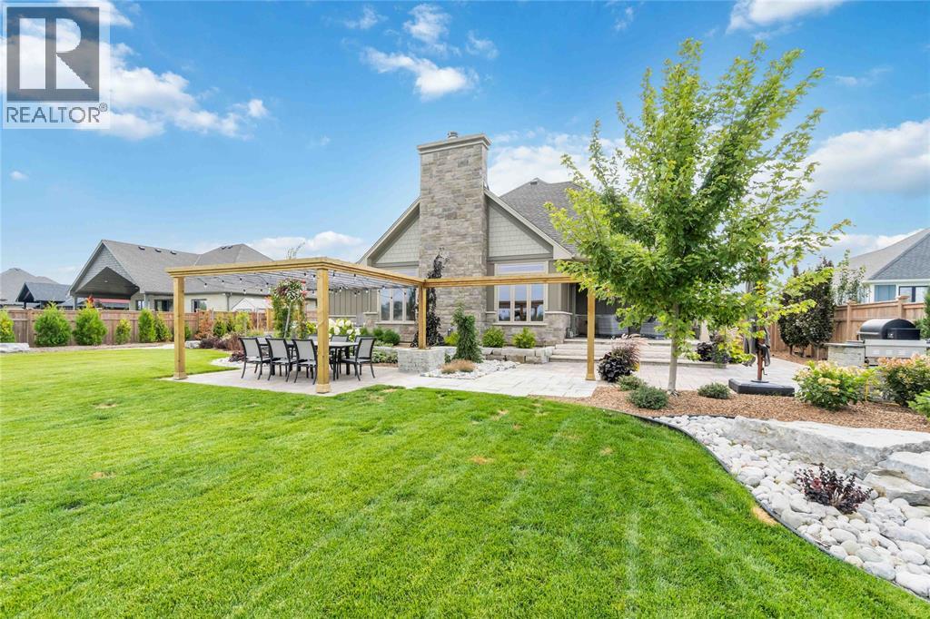 4043 Van Bree Drive, Plympton-Wyoming photo 43