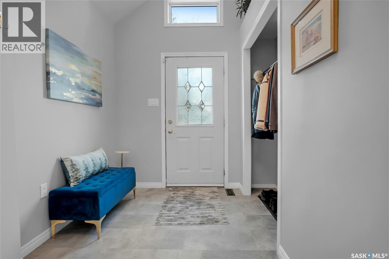 235 J Avenue N, Saskatoon, Saskatchewan  S7L 2J9 - Photo 3 - SK025894