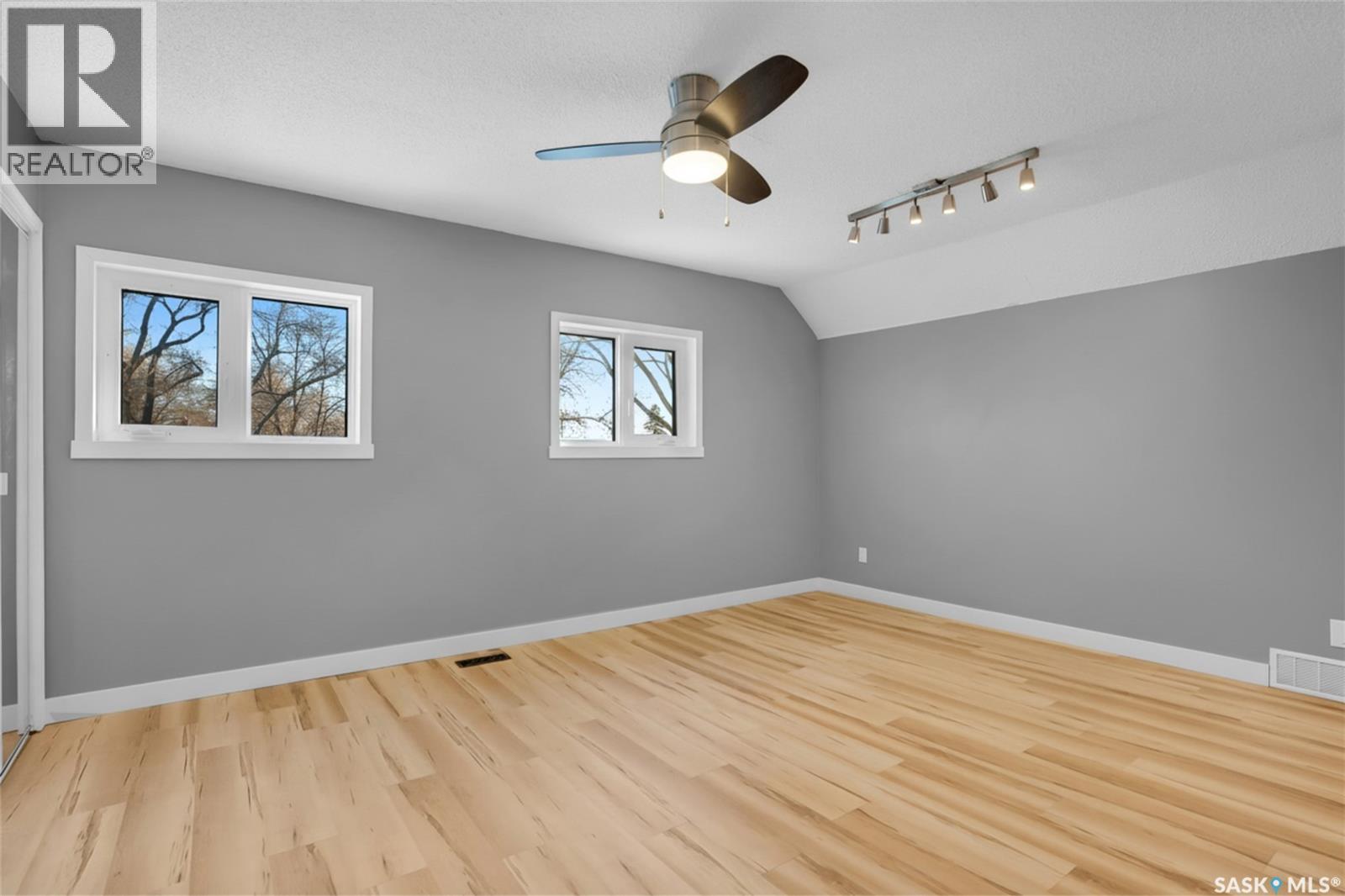 235 J Avenue N, Saskatoon, Saskatchewan  S7L 2J9 - Photo 21 - SK025894