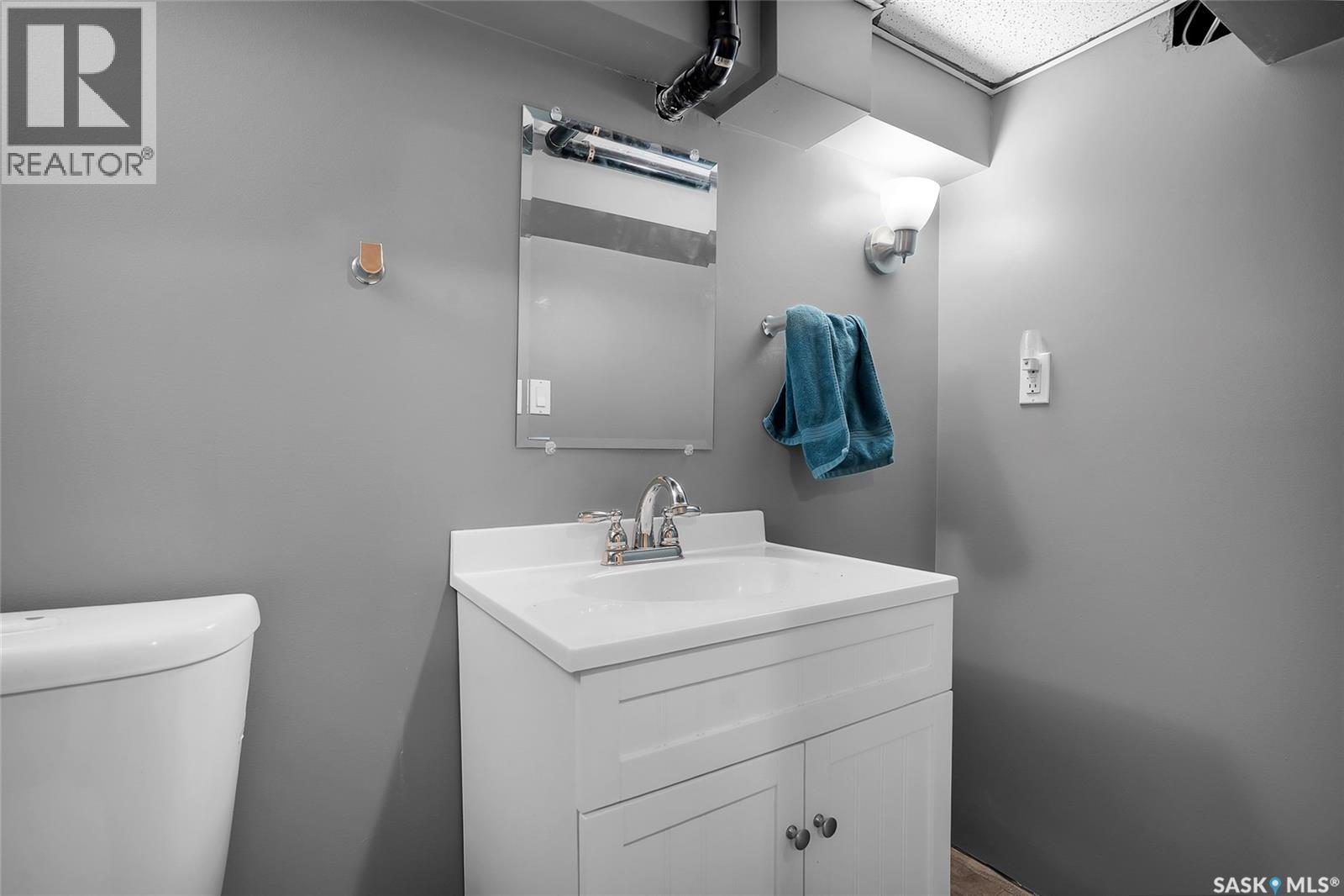 235 J Avenue N, Saskatoon, Saskatchewan  S7L 2J9 - Photo 34 - SK025894