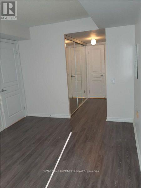 819 - 9015 Leslie Street, Richmond Hill, Ontario  L4B 4J8 - Photo 3 - N12725174