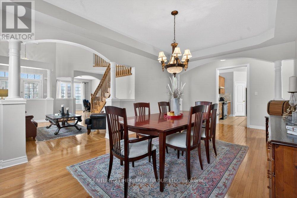 30 O'hara Crescent, Richmond Hill, Ontario  L4E 4L3 - Photo 11 - N12725228