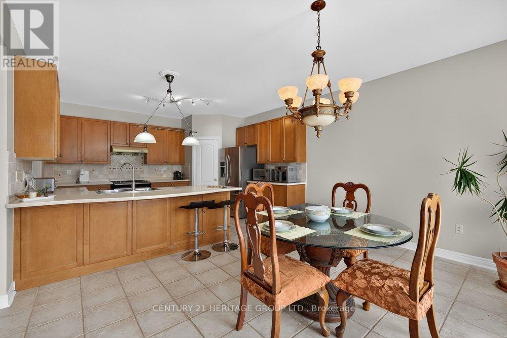 30 O'hara Crescent, Richmond Hill, Ontario  L4E 4L3 - Photo 20 - N12725228