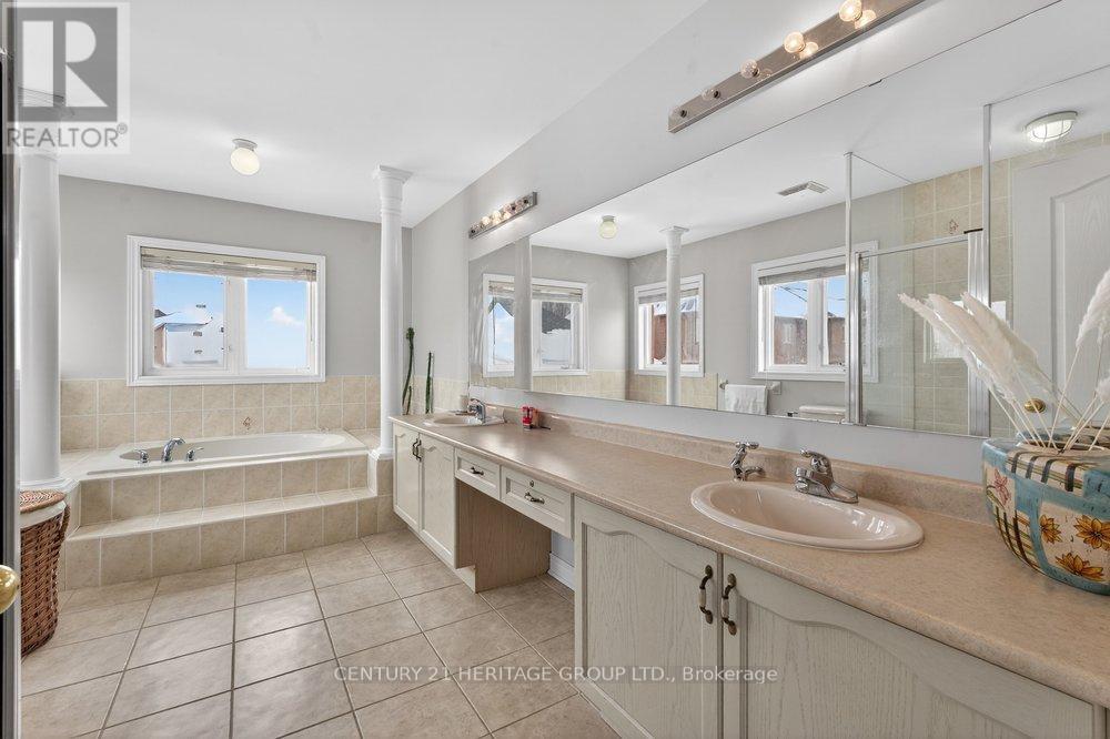 30 O'hara Crescent, Richmond Hill, Ontario  L4E 4L3 - Photo 36 - N12725228