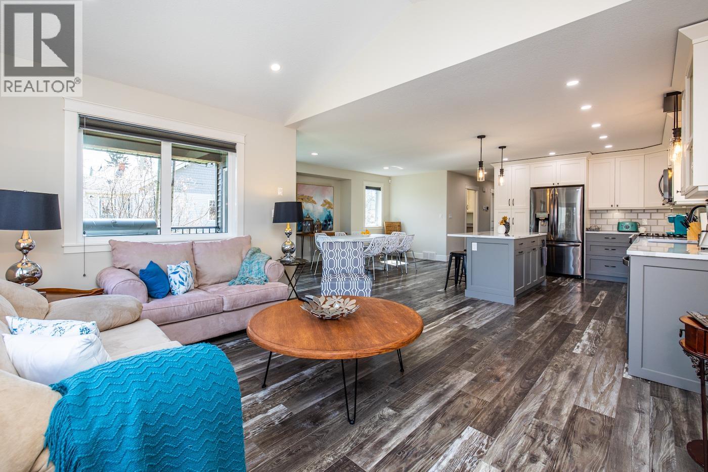 246 BURDEN STREET, Prince George, British Columbia