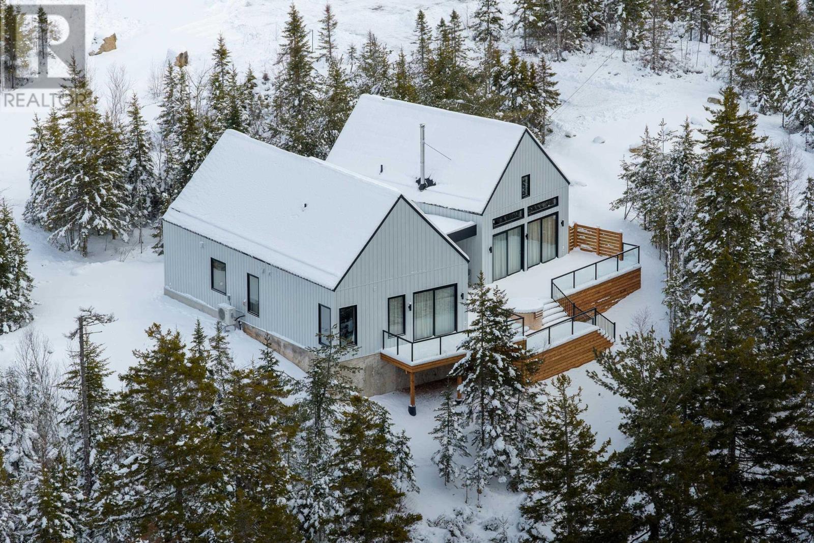 369 Meek Arm Trail, Mount Uniacke, Nova Scotia