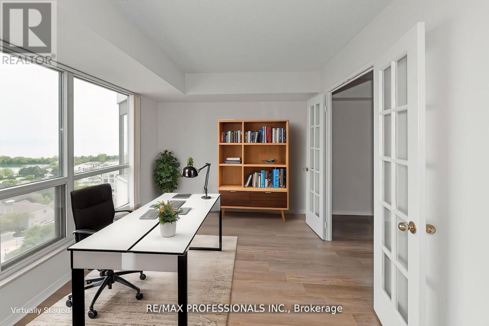 2004 - 2269 Lakeshore Boulevard W, Toronto, Ontario  M8V 3X6 - Photo 8 - W12725218