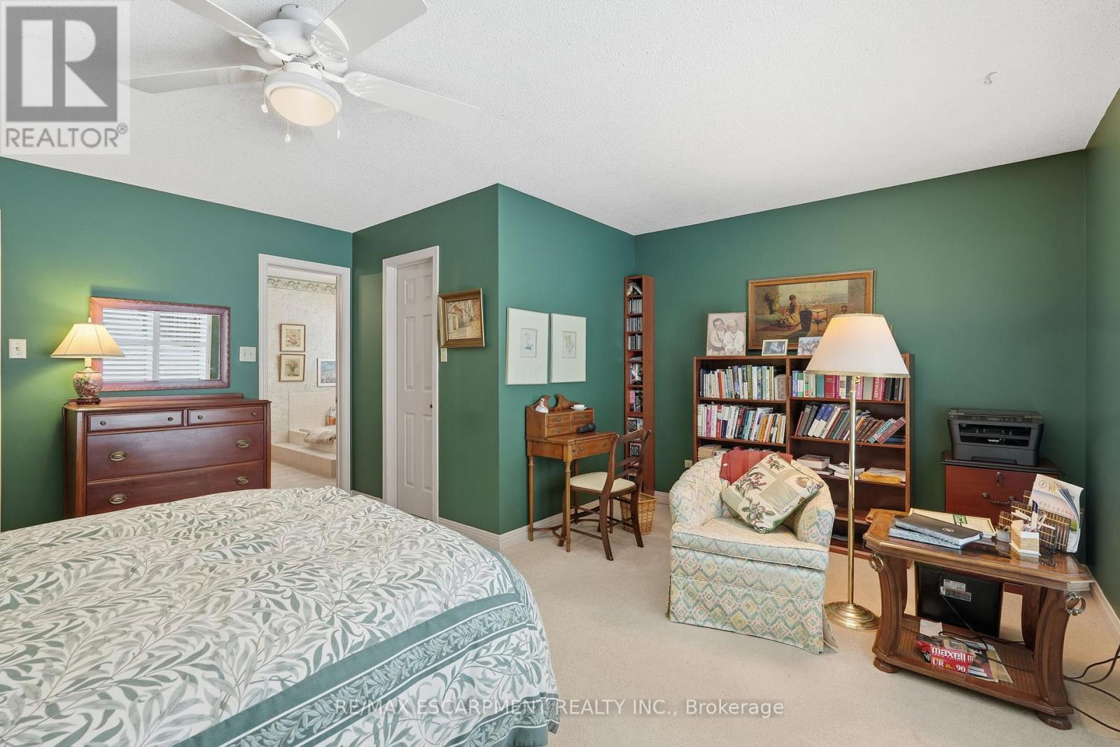 2320 Homer Drive, Burlington, Ontario  L7P 4V4 - Photo 23 - W12725224