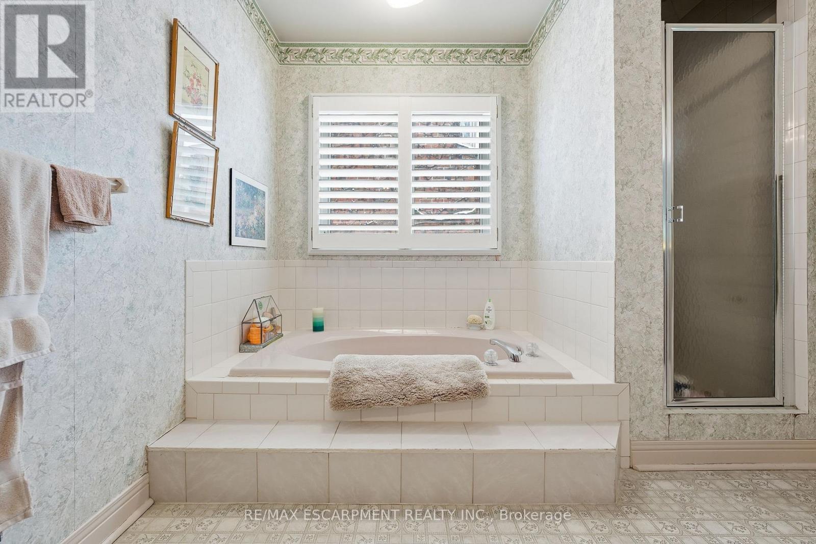 2320 Homer Drive, Burlington, Ontario  L7P 4V4 - Photo 25 - W12725224