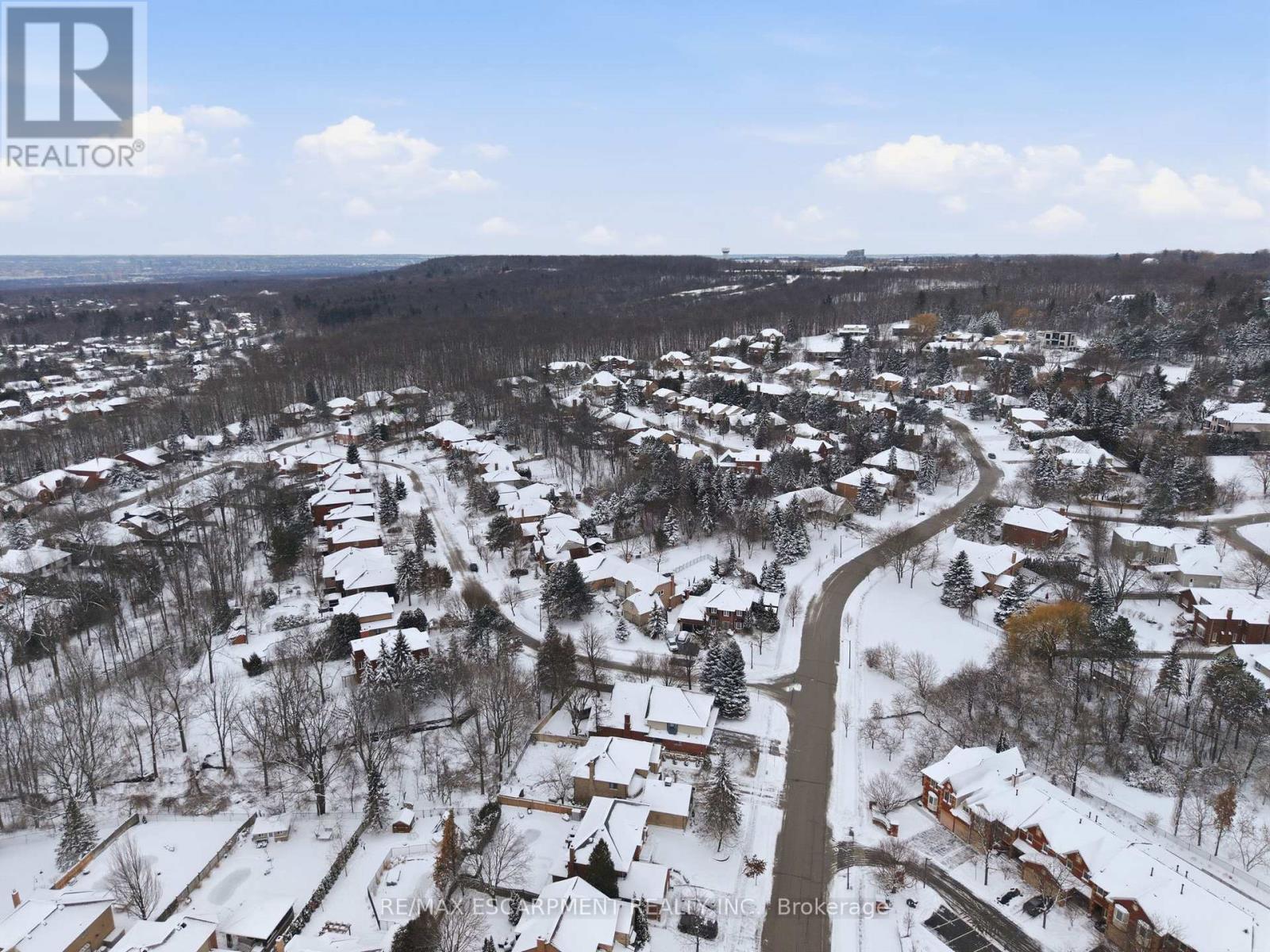 2320 Homer Drive, Burlington, Ontario  L7P 4V4 - Photo 38 - W12725224