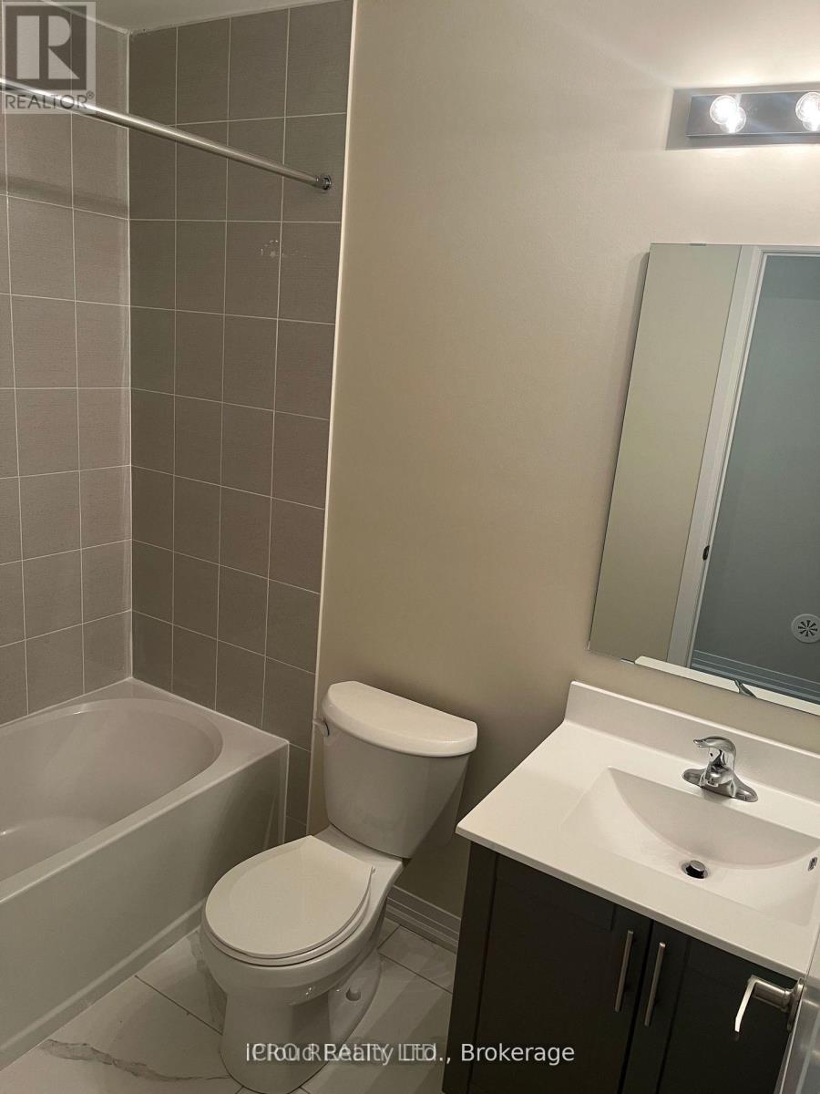 121 - 1585 Rose Way, Milton, Ontario  L9E 1N4 - Photo 17 - W12725226