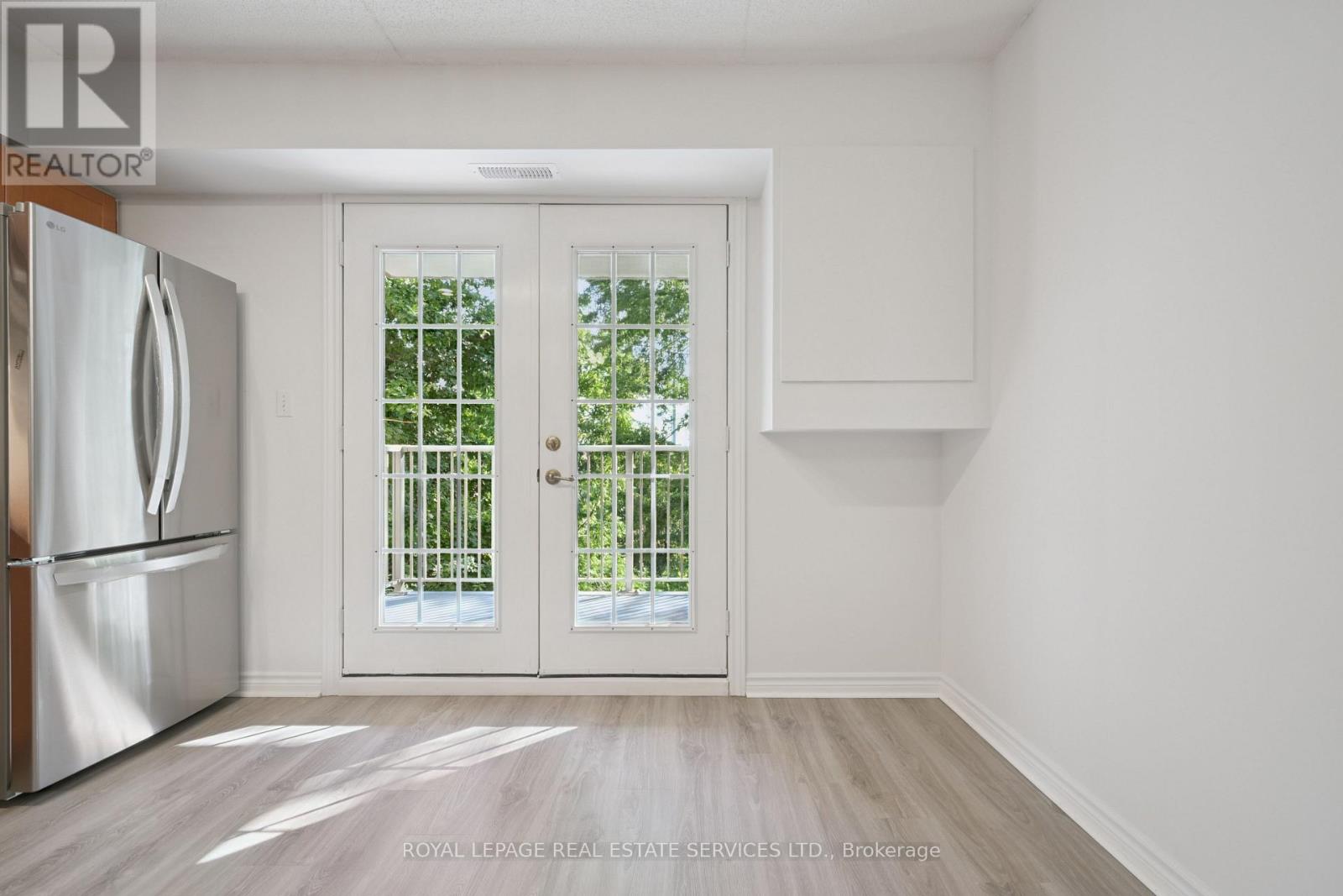 207 - 1450 Bishops Gate, Oakville, Ontario  L6M 4N1 - Photo 14 - W12725266