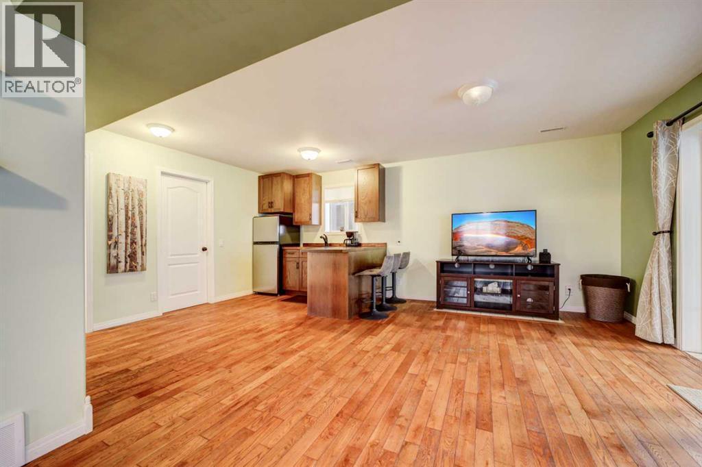 2102 214 Street, Bellevue, Alberta  T0K 0C0 - Photo 29 - A2275783