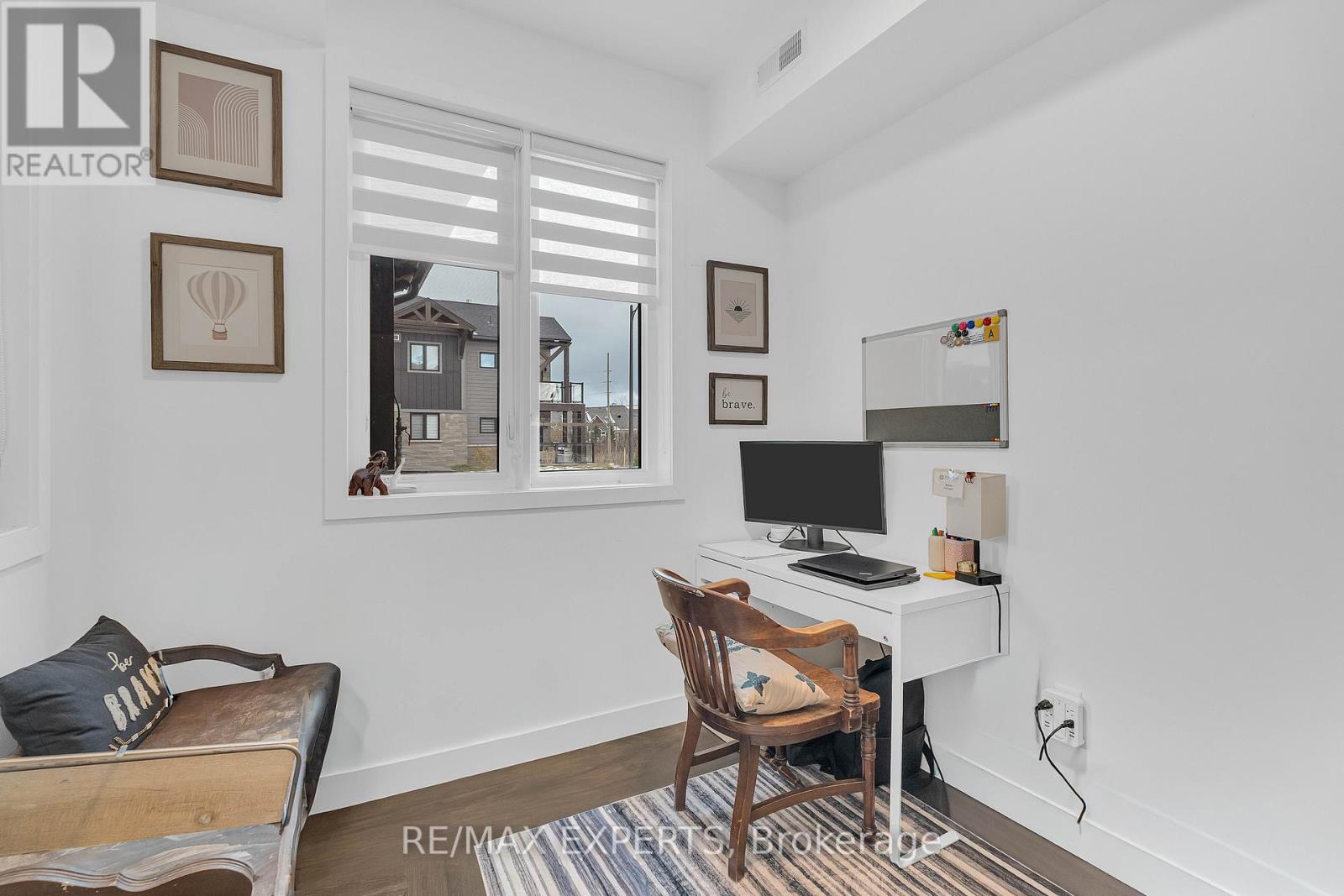 101 - 22 Beckwith Lane, Blue Mountains, Ontario  L9Y 3B6 - Photo 10 - X12725234