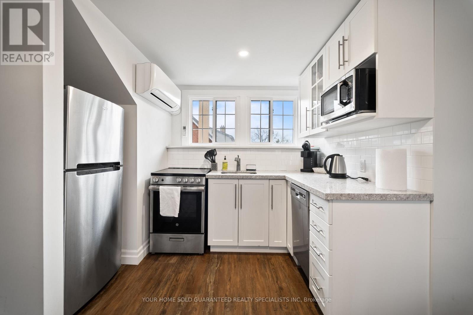 2014 Edinburg Drive, Burlington, Ontario  L7R 2C9 - Photo 22 - W12723608