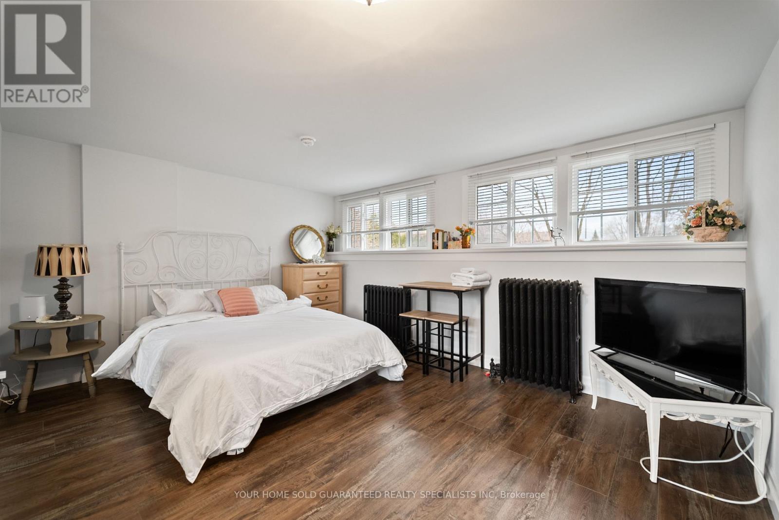 2014 Edinburg Drive, Burlington, Ontario  L7R 2C9 - Photo 23 - W12723608