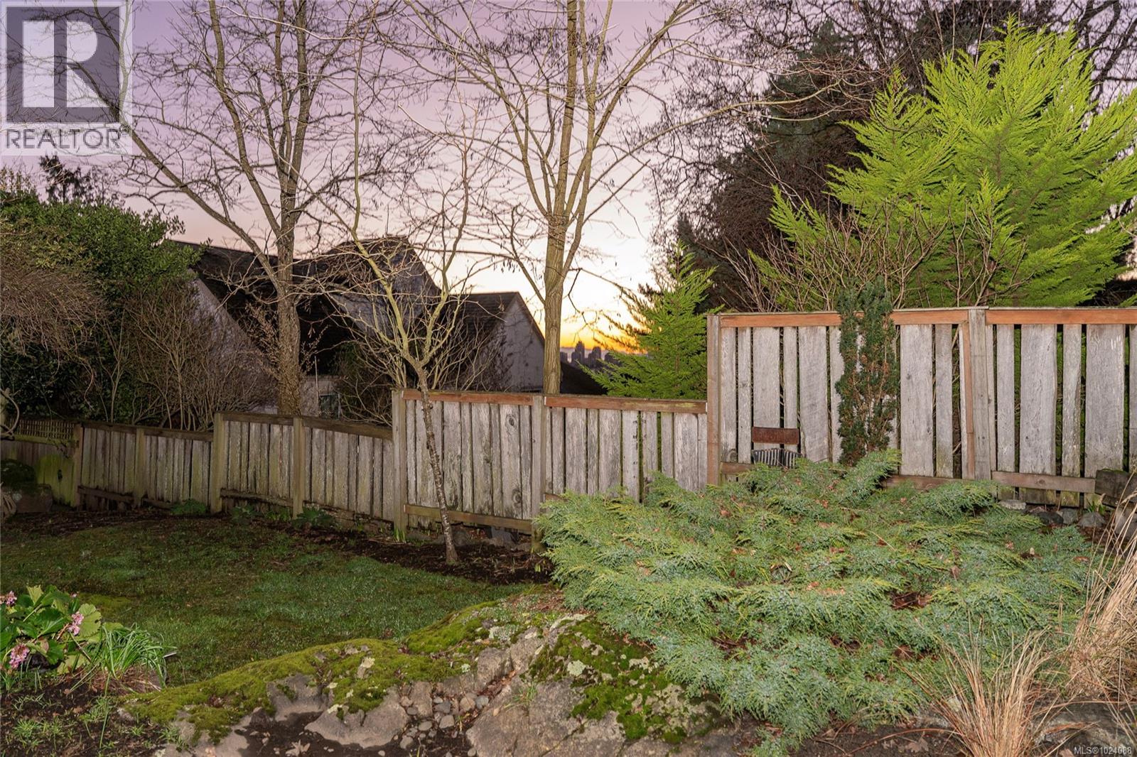 1270 Vista Hts, Victoria, British Columbia  V8T 2H8 - Photo 58 - 1024088