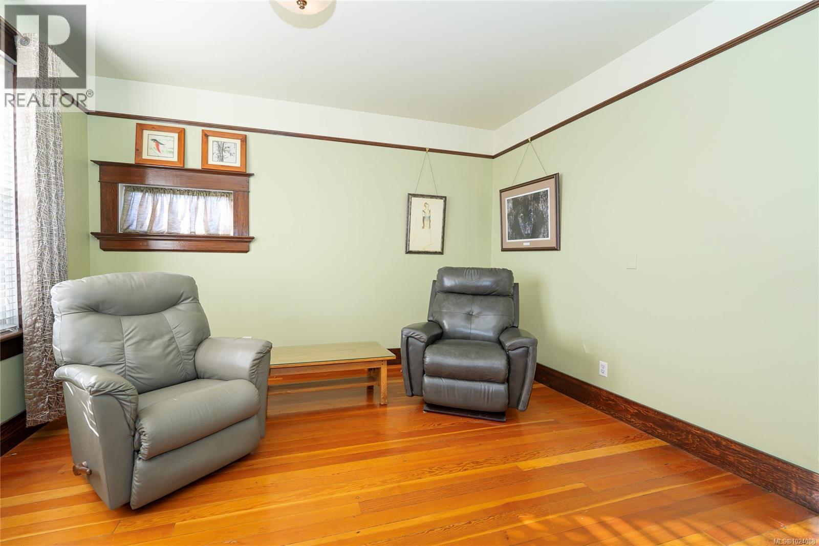 1270 Vista Hts, Victoria, British Columbia  V8T 2H8 - Photo 8 - 1024088