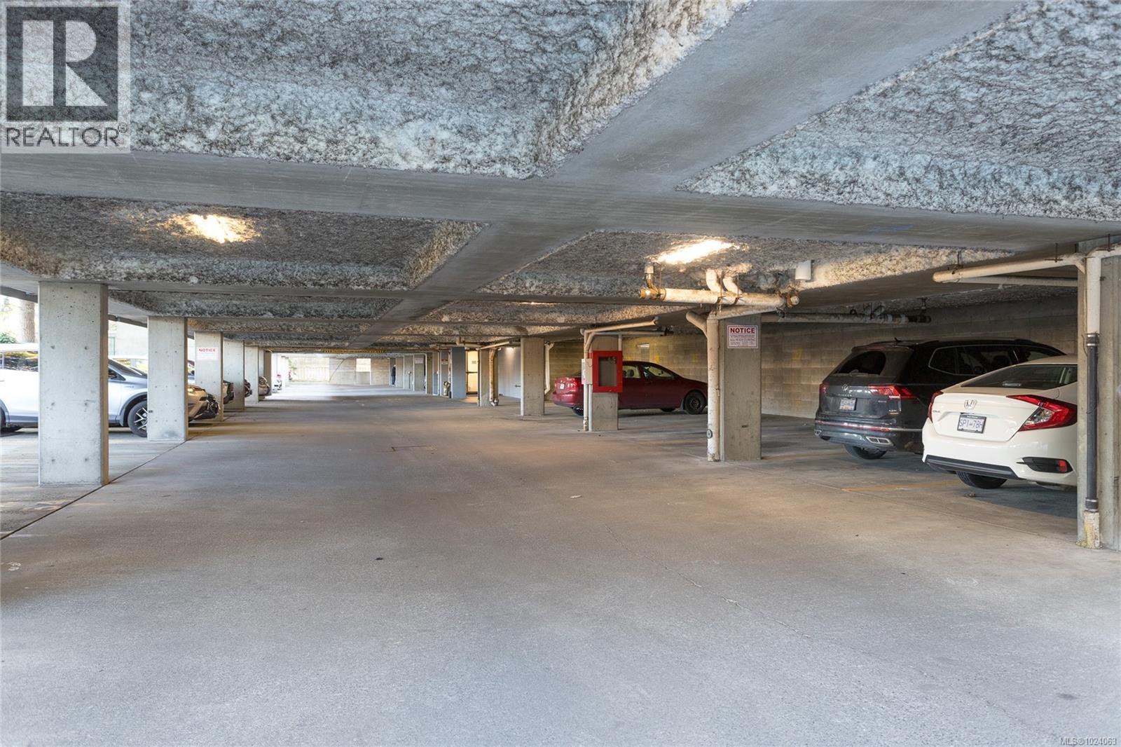 311 2022 Foul Bay Rd, Victoria, British Columbia  V8R 5A9 - Photo 32 - 1024063