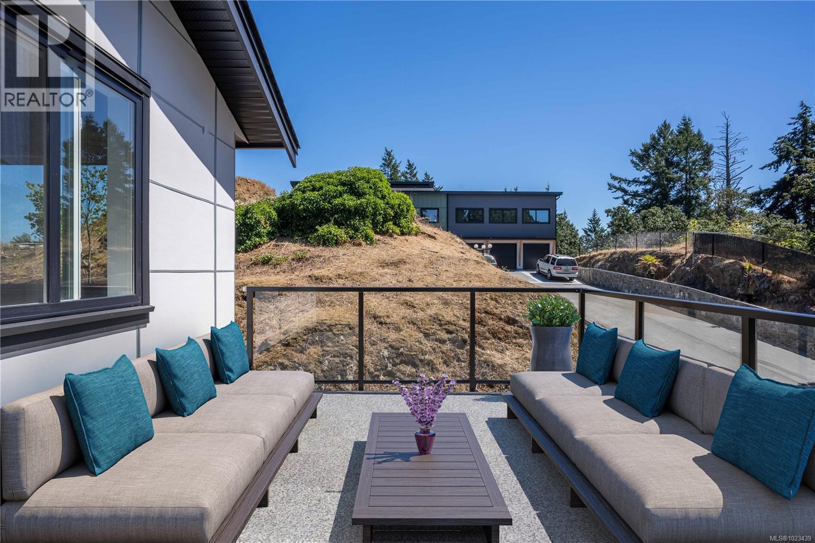 231 Heddle Ave, View Royal, British Columbia  V9B 1T9 - Photo 13 - 1023439