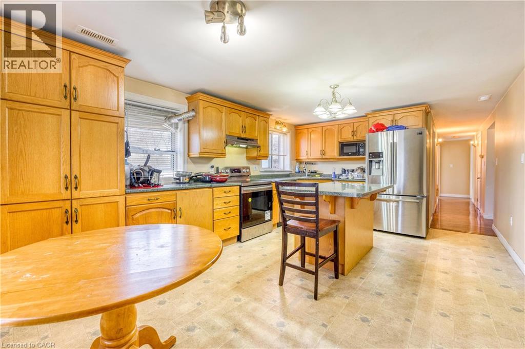 794 London Road, Sarnia, Ontario  N7T 4Y1 - Photo 19 - 40800654