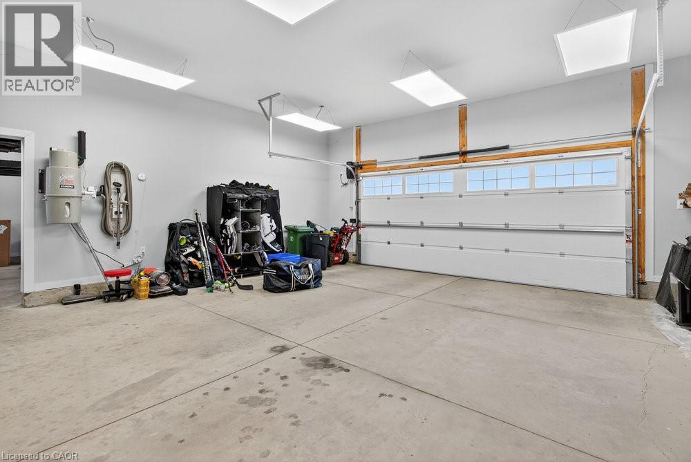 74 Green Mountain Road E, Stoney Creek, Ontario  L8J 2W4 - Photo 24 - 40800570