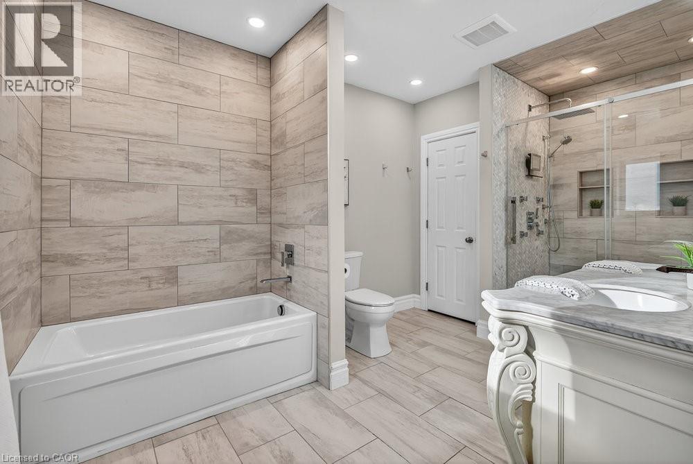 74 Green Mountain Road E, Stoney Creek, Ontario  L8J 2W4 - Photo 35 - 40800570