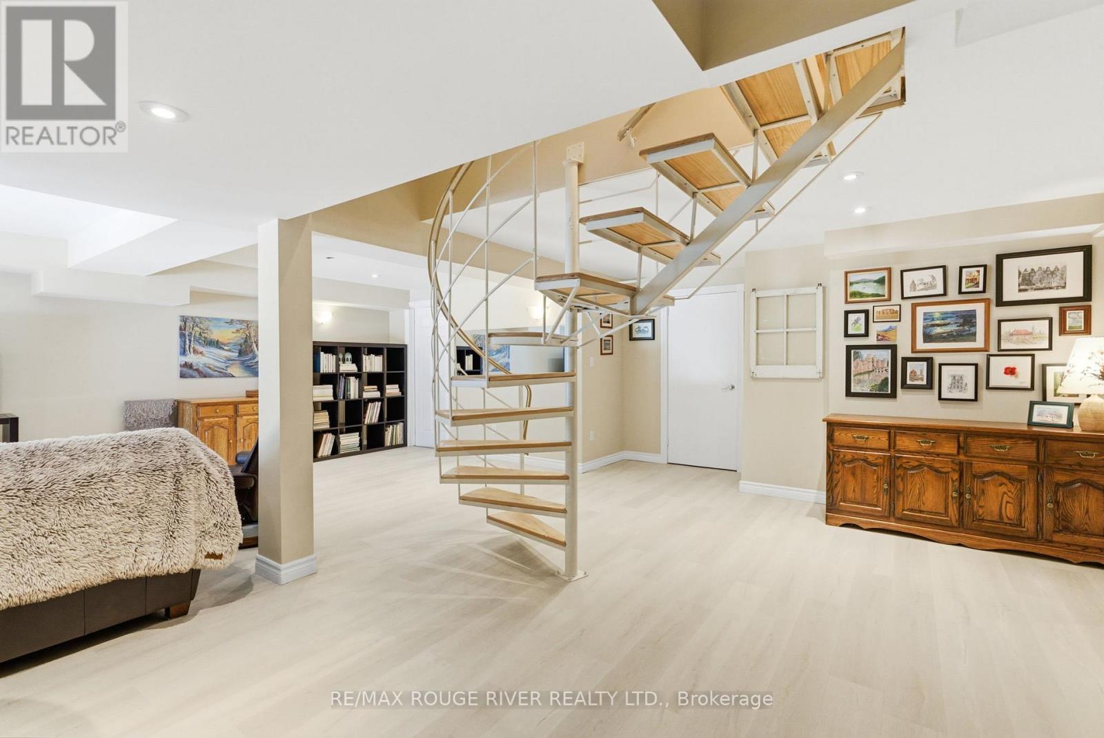 158 Pringle Drive, Whitby, Ontario  L1N 6K5 - Photo 35 - E12725382