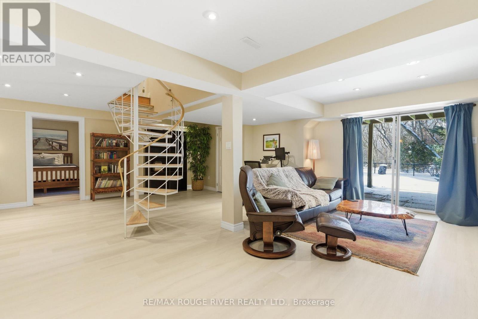 158 Pringle Drive, Whitby, Ontario  L1N 6K5 - Photo 37 - E12725382