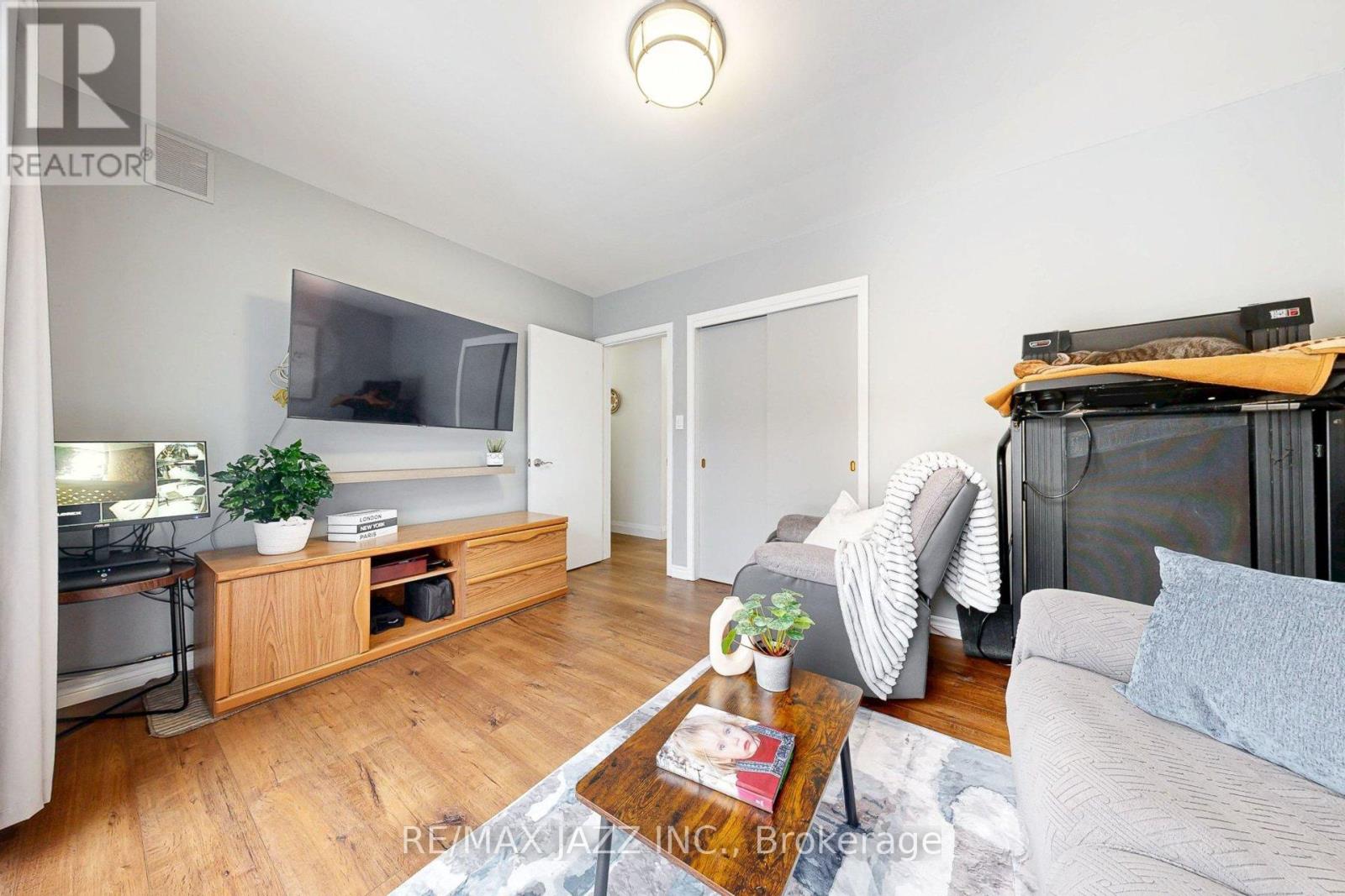 579 Bond Street E, Oshawa, Ontario L1G 1C3 - Photo 20 - E12725404