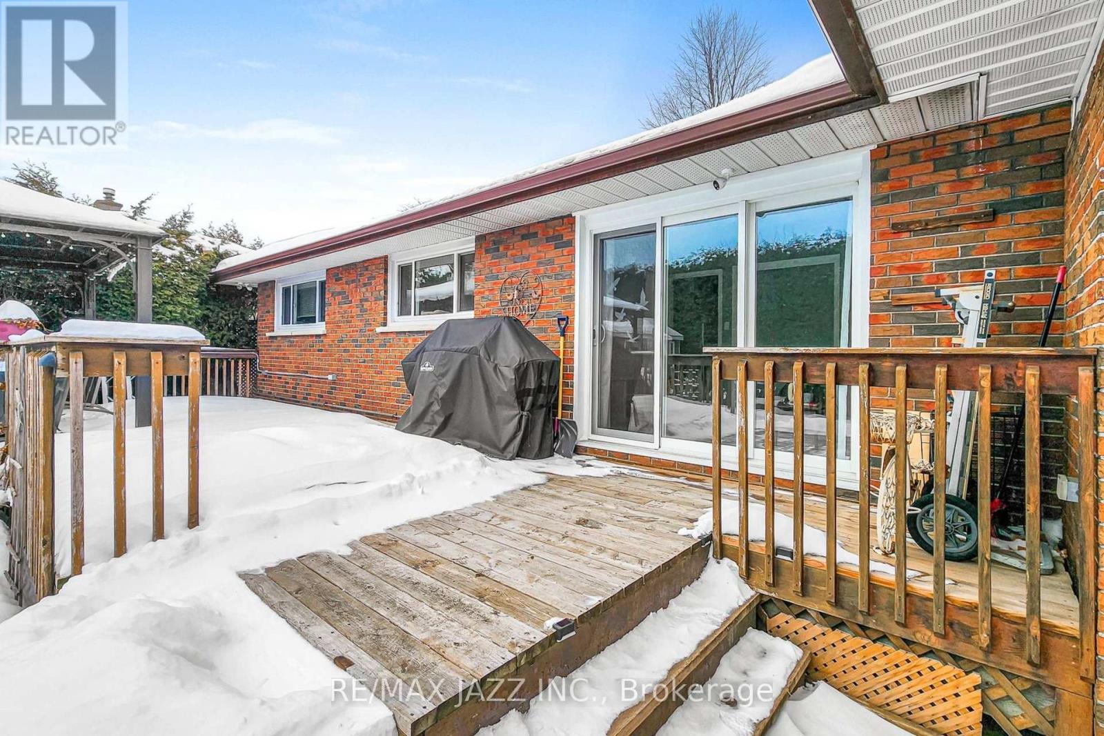 579 Bond Street E, Oshawa, Ontario L1G 1C3 - Photo 38 - E12725404