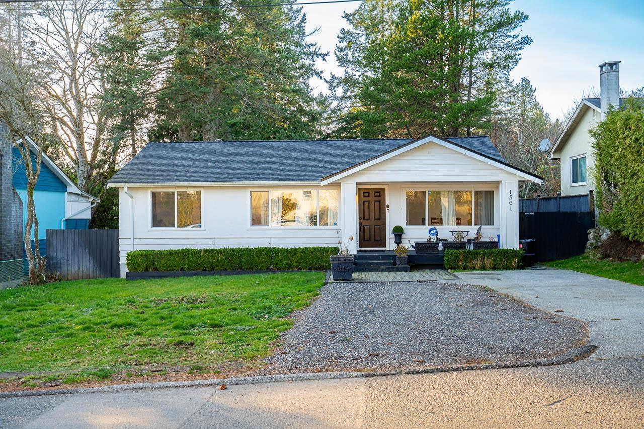 1561 Chestnut Street, White Rock, British Columbia  V4B 3H1 - Photo 1 - R3081582