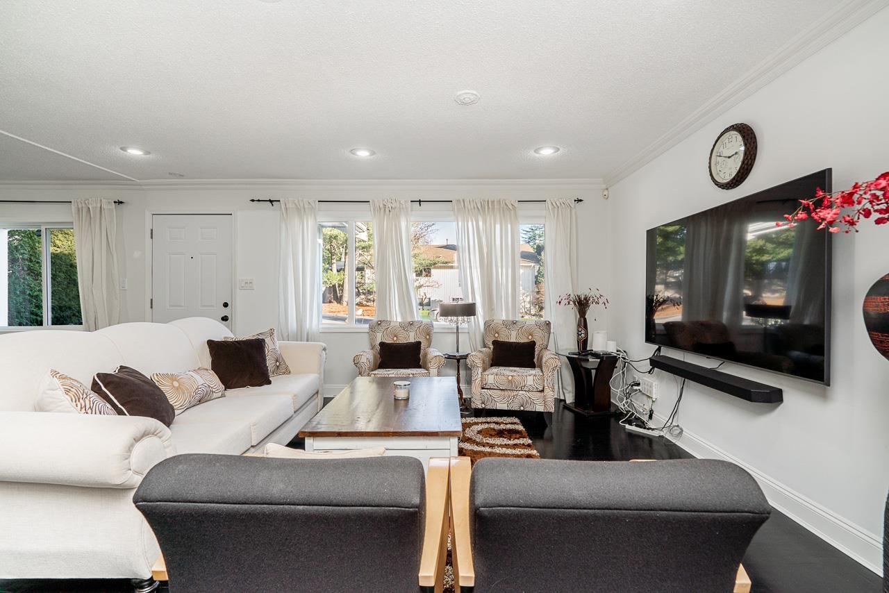 1561 Chestnut Street, White Rock, British Columbia  V4B 3H1 - Photo 4 - R3081582