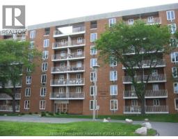 6640 THORNBERRY Unit# 215, Windsor, Ontario