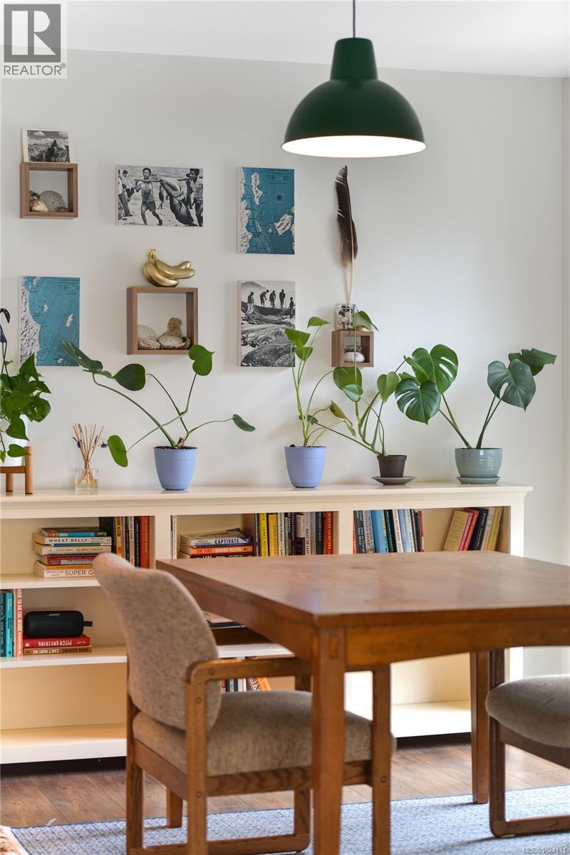 208 955 Dingley Dell, Esquimalt, British Columbia  V9A 5R6 - Photo 8 - 1024111