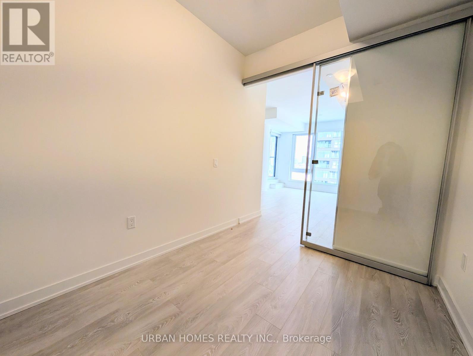 801 - 1 Quarrington Lane, Toronto, Ontario  M3C 0S4 - Photo 12 - C12725508