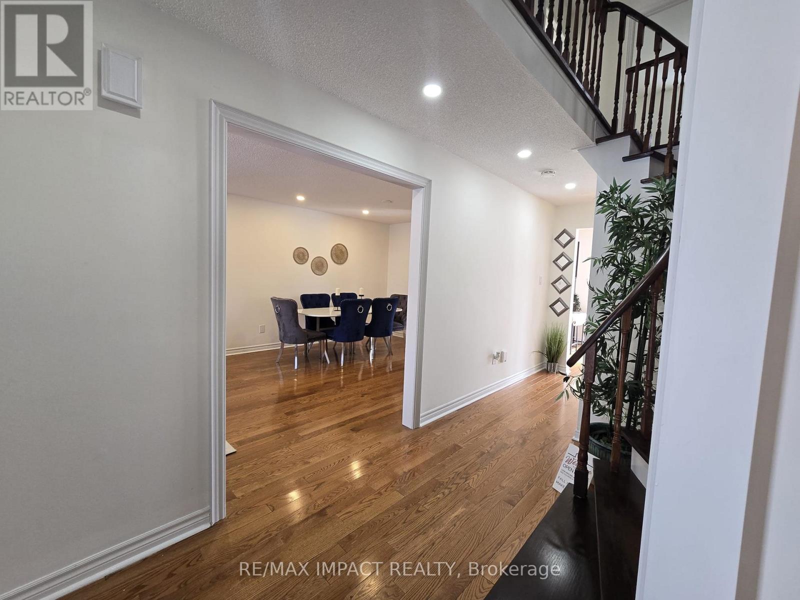 56 Calverley Trail, Toronto, Ontario  M1C 3K2 - Photo 19 - E12725294