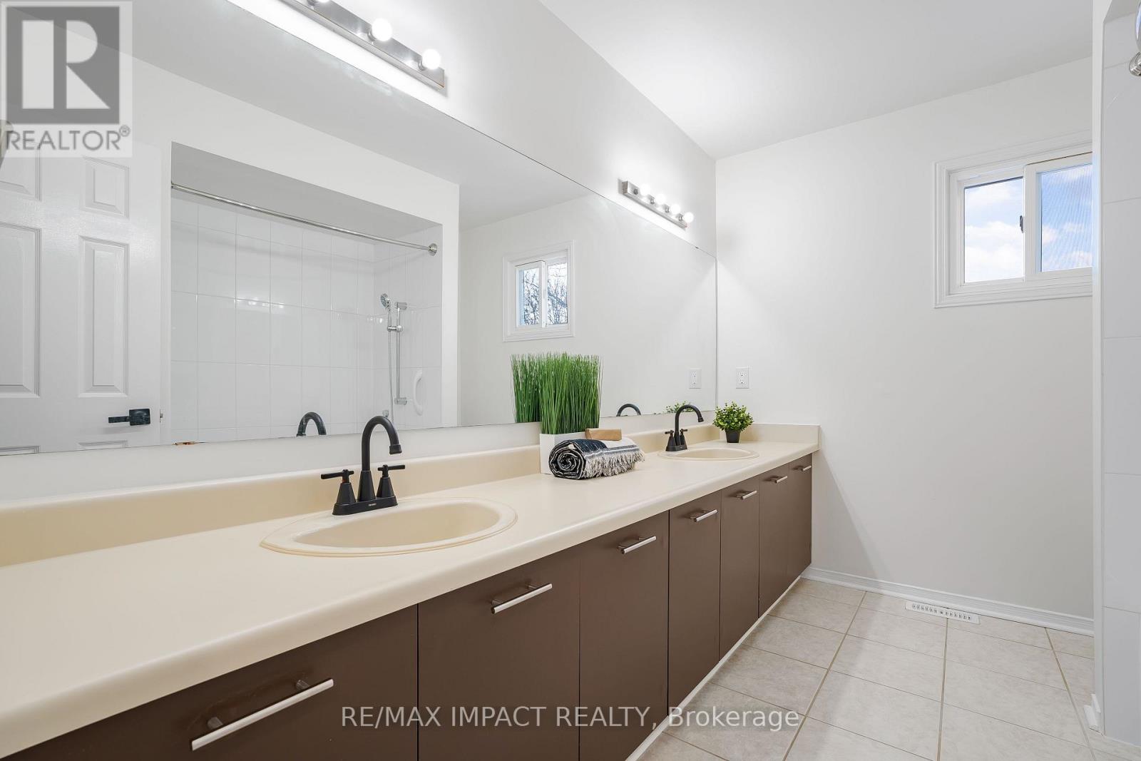 56 Calverley Trail, Toronto, Ontario  M1C 3K2 - Photo 31 - E12725294