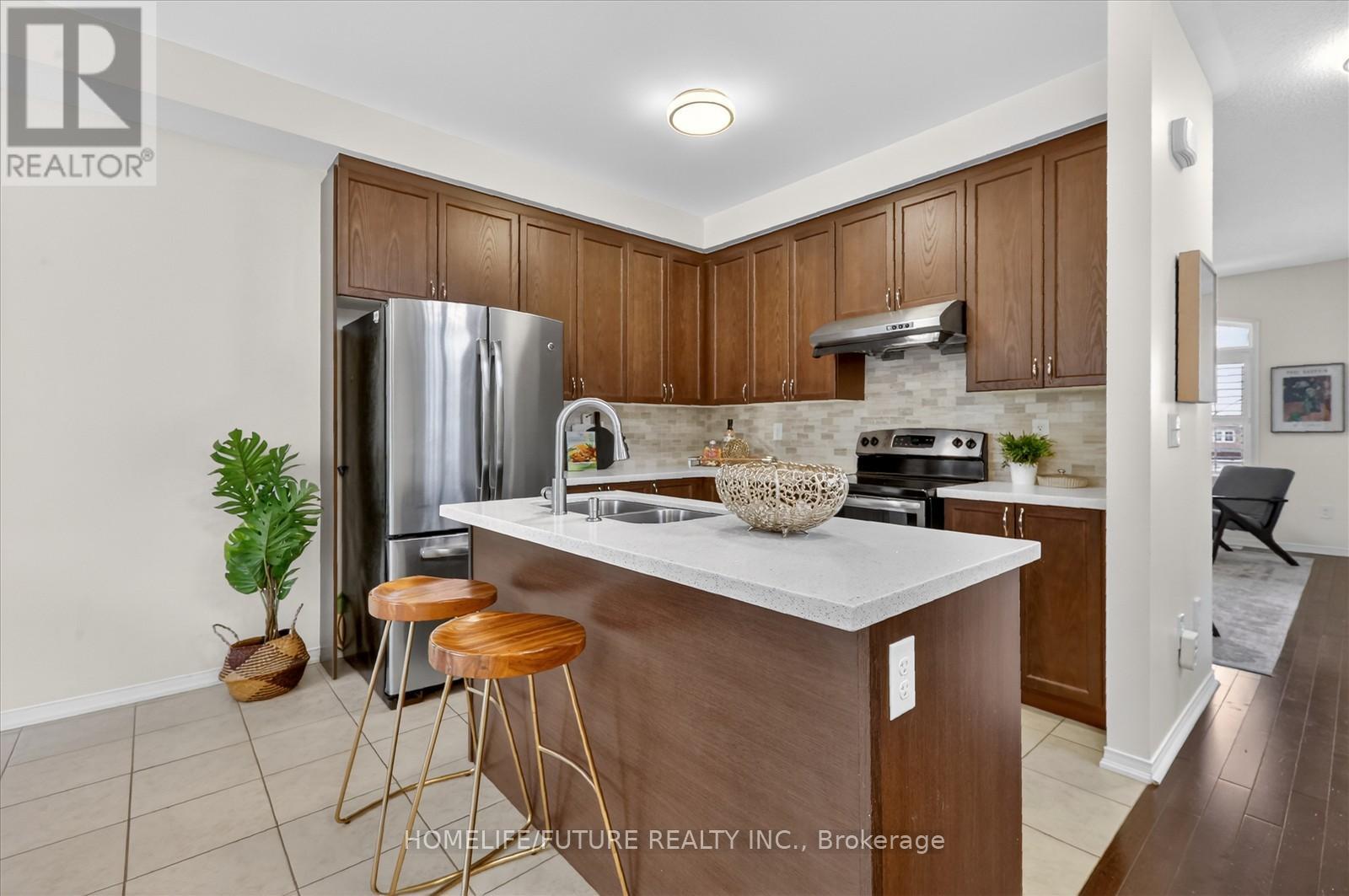 84 Quarrie Lane, Ajax, Ontario  L1T 0N1 - Photo 9 - E12725336