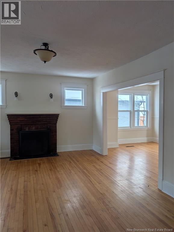 20 Bromley, Moncton, New Brunswick  E1C 5T9 - Photo 2 - NB132541