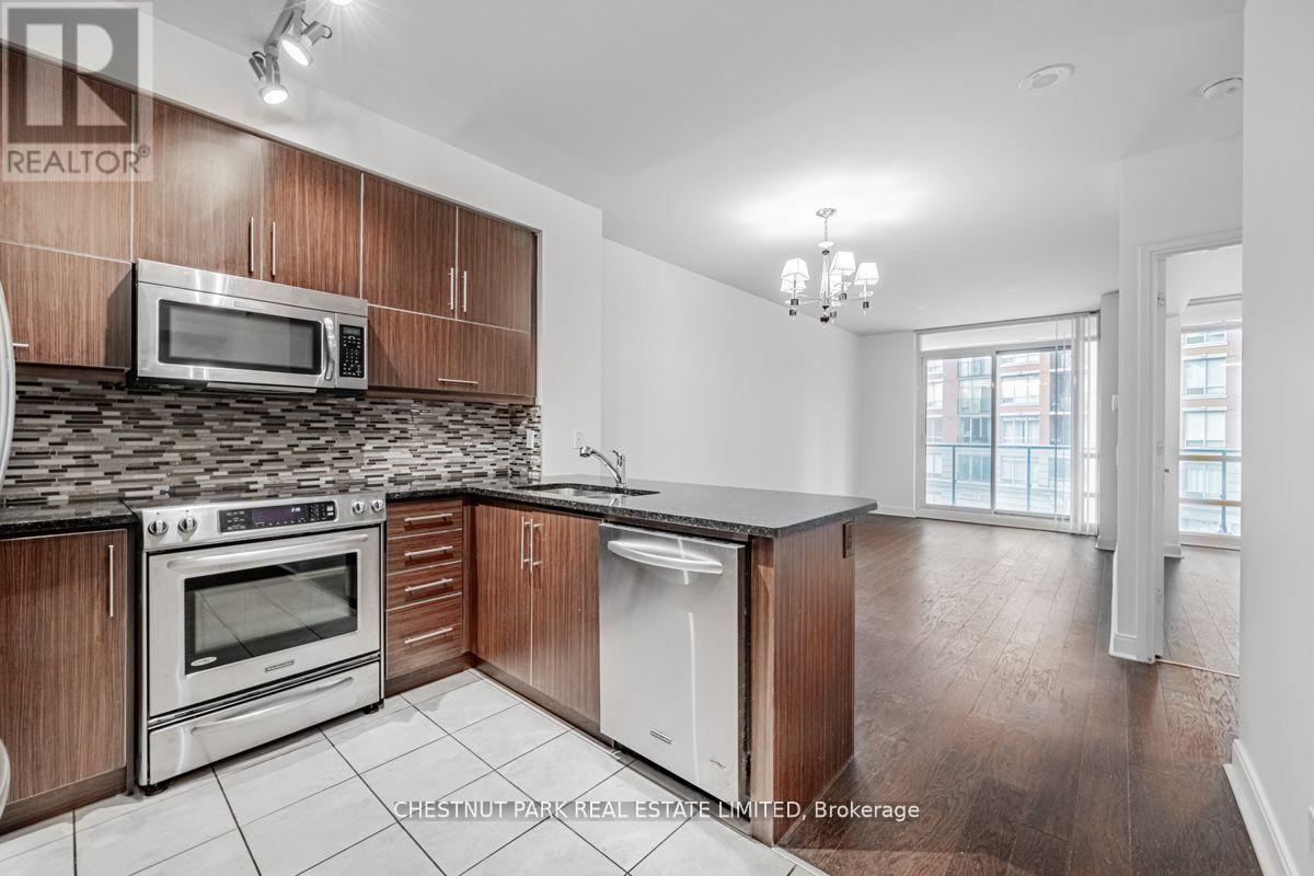 316 - 825 CHURCH STREET, Toronto, Ontario