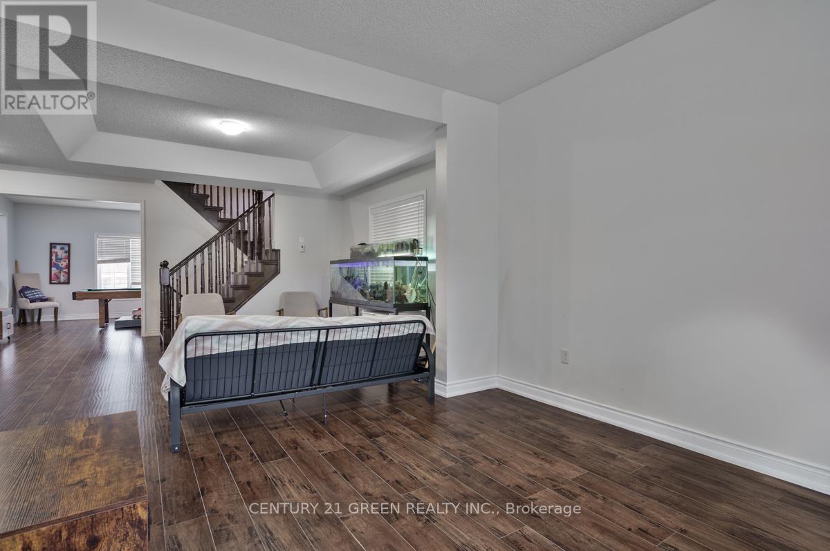 1362 Butler Street, Innisfil, Ontario  L9S 0H2 - Photo 4 - N12725406