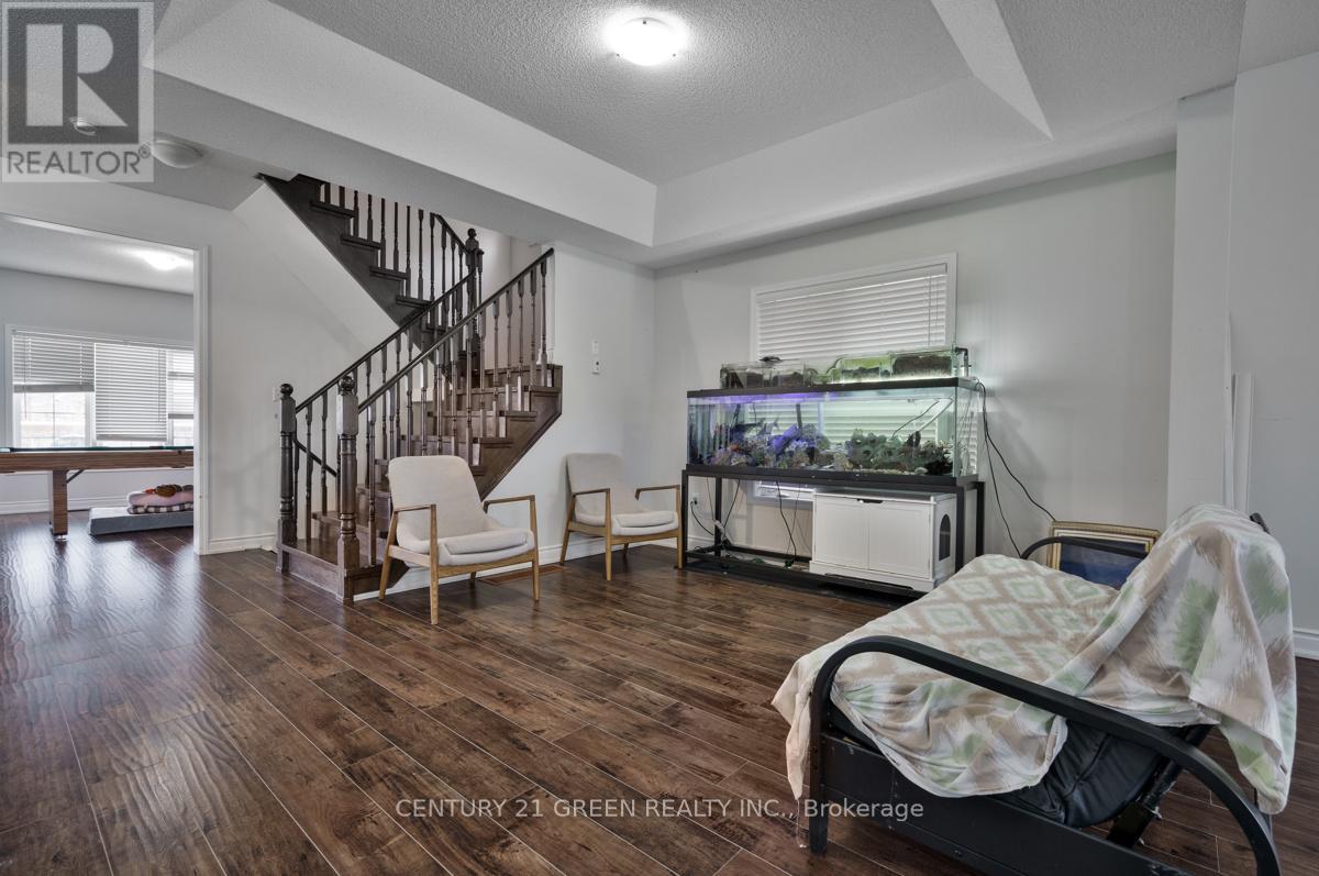 1362 Butler Street, Innisfil, Ontario  L9S 0H2 - Photo 5 - N12725406