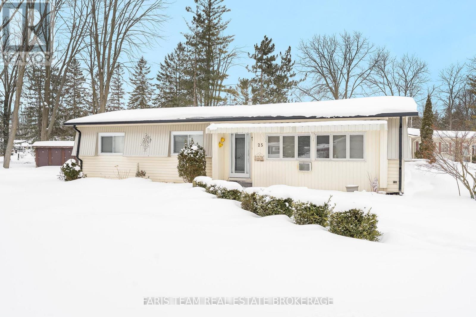 25 Recreation Drive, Innisfil, Ontario  L9S 1N5 - Photo 1 - N12725438